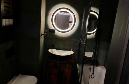 Wlochy Apartamento | WORKATION Centre Airport Boutique Designer Bath, 3-4 days best offer, Kitchen, Balkony, Aircon