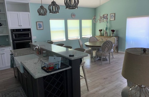 Saint James City Casa | World Class Fishing, direct canal on Gulf of Mexico, 3/3, boat lift, heated pool