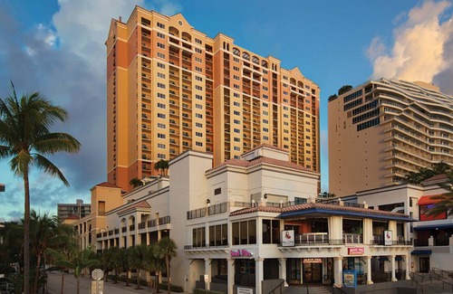 Central Beach Complejo | World class resort hotel with a full kitchen and laundry!