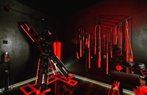 Reda Apartamento | World Of Ecstasy - Apartament BDSM