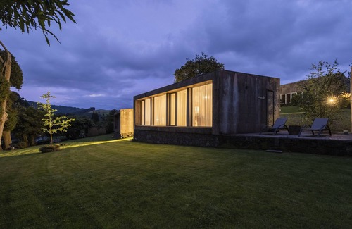 Furnas Casa | World's Nests Furnas Pods