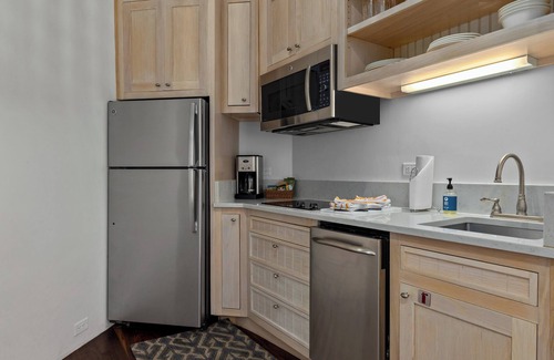 Ingram Hotel | WorldMark Hunt - Stablewood Springs Resort