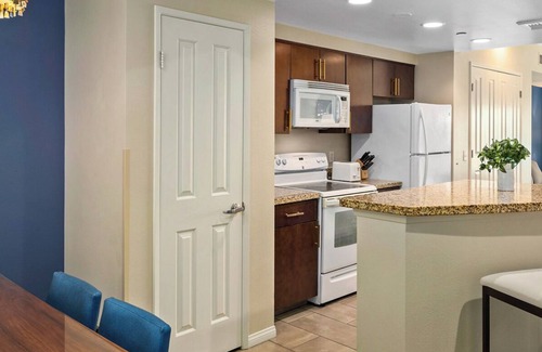 Terra Lago Complejo | WorldMark Indio 2 Bedroom, 2 Bath Condo - Shuttle to Coachella