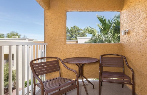 Las Vegas Complejo | Worldmark Las Vegas Tropicana 1 bedroom suite