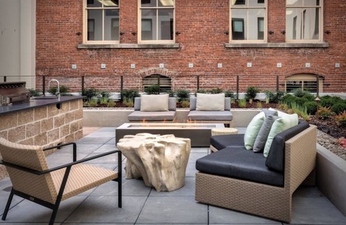 Old Town Chinatown Apartamento | WorldMark Portland Waterfront Park. Charming Studio