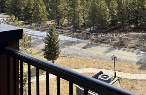 West Yellowstone Complejo | WorldMark West Yellowstone 2 Bd – The Perfect Basecamp for Your Adventure