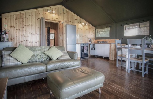 Llangennith Alquiler De RV | Worms Head - Safari Tent - Llangennith