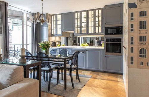 Quartier du Gros-Caillou Apartamento | ¡VENTA! Vista de la Torre Eiffel desde tu propio París, increíblemente elegante y espacioso