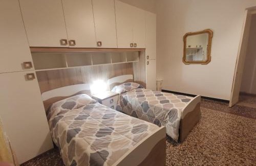 San Teodoro Apartamento | Wow Home - 175 mq - posteggio privato - davanti porto traghetti - fino a 10 posti letto