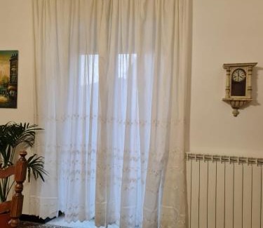San Teodoro Apartamento | WOW HOME 2 - 175 mq - posteggio privato - davanti porto traghetti - fino a 10 posti letto - balcone