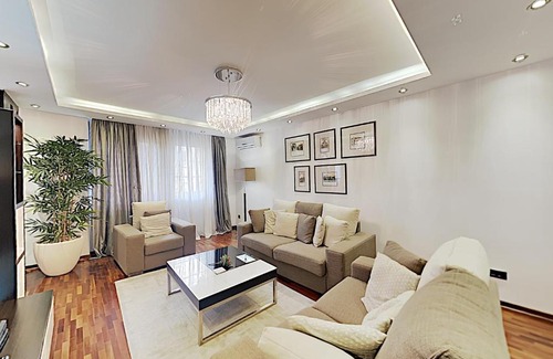 Stari Grad Apartamento | Wow! Private 5 Star Apartment near Main Square