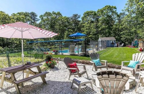 Brewster Casa | Wow Private Pool Game Room and Fire Pit