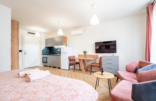 Sofia Apartamento | WOW studios for rent 2 bul Montevideo 25A - B
