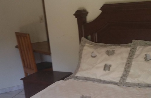Mirebalais Hotel | Wozo Plaza Hotel