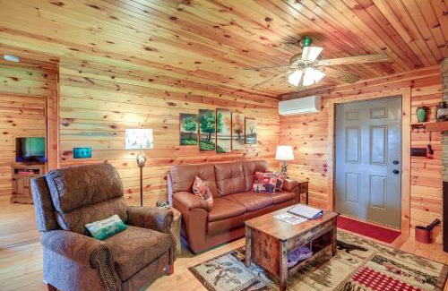 Sparta Casa | Wraparound Deck and Hot Tub Blue Ridge Mtn Cabin