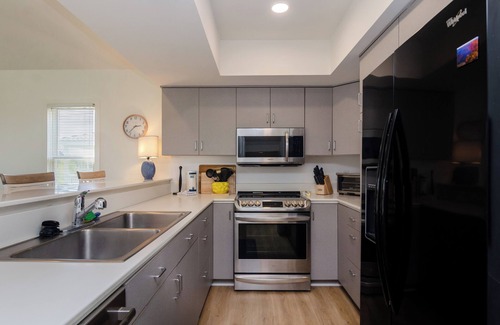 Shell Island Casa | Wright At Home: Spacious Pet Friendly Family Home