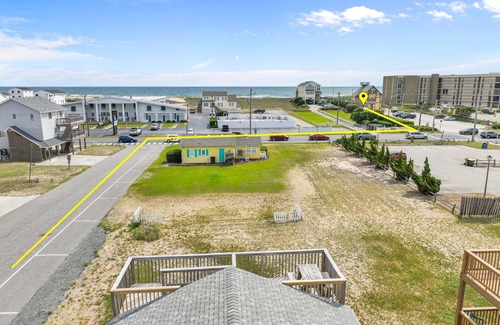 Kill Devil Hills Cabaña | Wright Salty/One Block to Beach/Dog Friendly/Ocean Views/Covered Outdoor Space