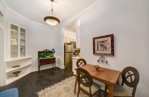 Historic District - North Apartamento | Wrought Iron Inn, Historic | Fresh | Dog-Friendly