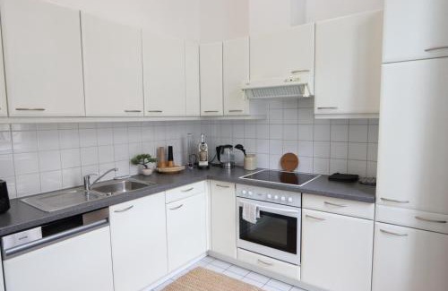 Wahring Apartamento | Wunderschöne Altbau-Stil Wohnung