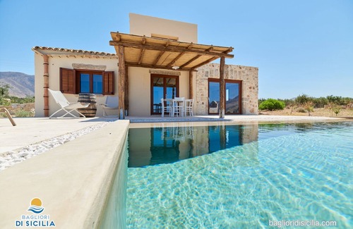 Scopello Villa | WWW.BAGLIORIDISICILIA.COM - LAST MINUTE 5/23 JULY! - VILLAS IN SICILY