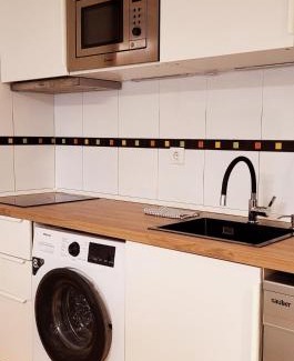 Leon Apartamento | www Goyahospitales es Peñalba Parking incluido