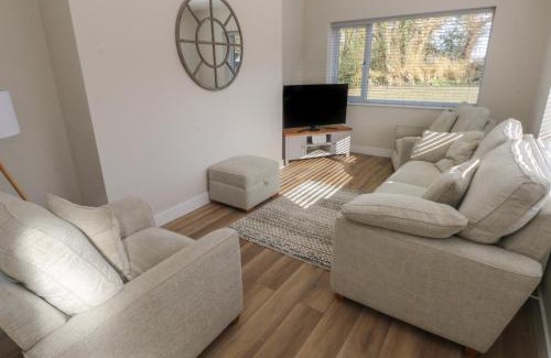 Johnston Casa | Wychwood