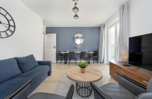 Krzyki Apartamento | Wyjątkowy Apartament z Parkingiem dla 6 osób by Noclegi Renters