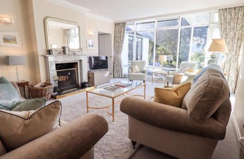 Near Sawrey Casa | Wykefield