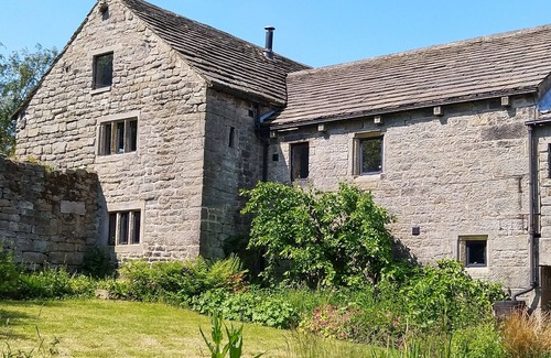 Hoylandswaine Cabaña | WYNDELL CRUCK COTTAGE, character holiday cottage in Stocksbridge