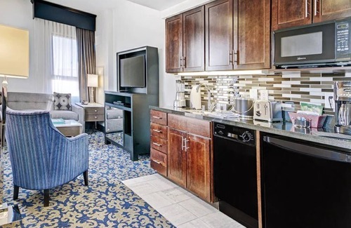Lower Nob Hill Complejo | 🌴Wyndham Canterbury✨ Experience Paradise in a 1BR Villa - Sleeps 4!