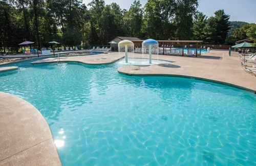 Lake Lure Condominio | Wyndham Fairfield Mountain |2BR/2BA King Bed Suite