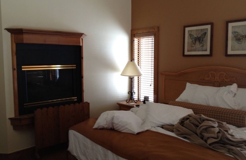 Hanover Hotel | Wyndham Galena - un resort cerca de tiendas y esquí