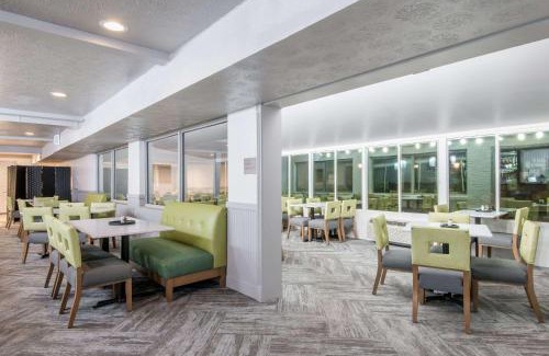 Cross Lanes Hotel | Wyndham Garden Hotel Cross Lanes Charleston