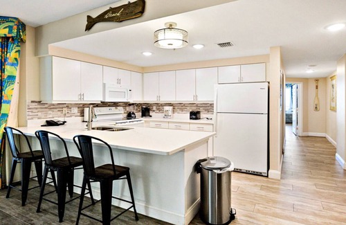 Brush - Stewarts Condominio | Wyndham Ocean Walk Resort Daytona Beach - Direct Oceanfront 2-bedroom condo 1001