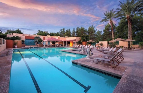 Paradise Valley Village Condominio | Wyndham Orange Tree Resort |1BR/1BA King Bed Suite