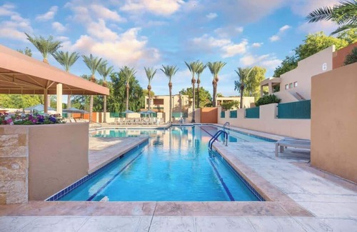 Paradise Valley Village Condominio | Wyndham Orange Tree Resort |1BR/1BA King Bed Suite