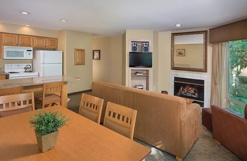 Welches Condominio | Wyndham Whispering Woods|2BR/2BA Queen Suite w Blc
