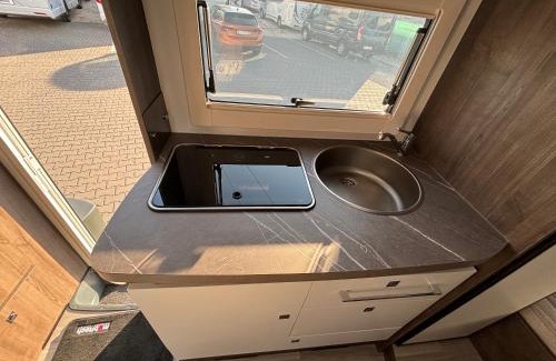 gmina Łaziska Casa | Wypożyczalnia Kamperów Lubelskie! 6osobowa alkowa Benimar Sport 324UP