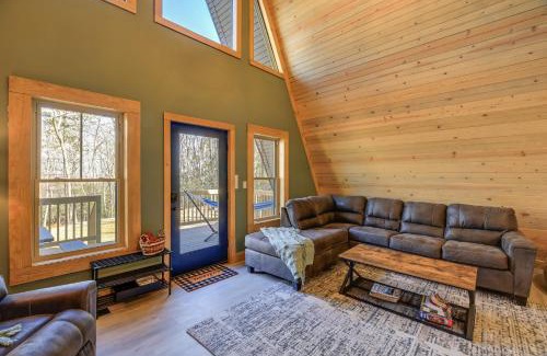 Wytheville Casa | Wytheville A-Frame Cabin with Wraparound Deck