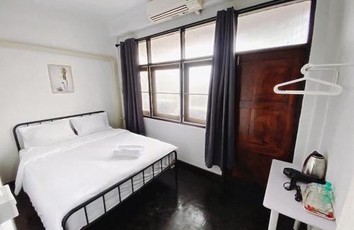 San Chao Pho Suea Apartamento | X BAO San Chao Pho Sua - ศาลเจ้าพ่อเสือ
