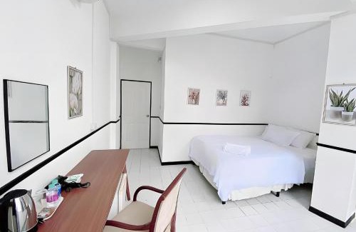Talat Noi Apartamento | X GO INN MRT Hua Lamphong - MRT หัวลำโพง