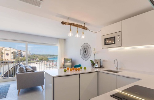 S'Illot-Cala Morlanda Apartamento | Ximet Mar - apartamento justo en la playa, aire acondicionado, internet