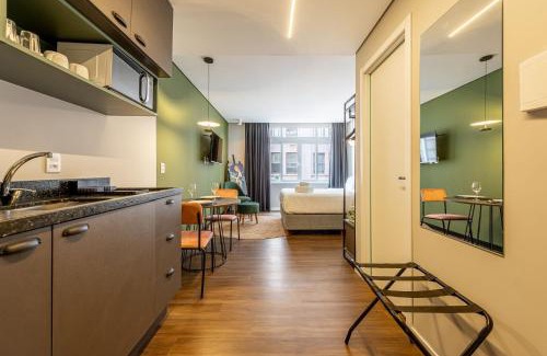 Centro Historico Apartamento | Xtay Cais Rooftop - Estúdios Completos com Wifi e academia, no Centro Histórico de Porto Alegre