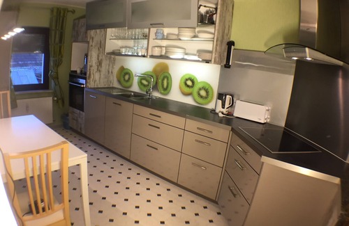 Rosstal Apartamento | XXL Deluxe Living Grupo grande 6-8 personas Apartamento de lujo Nuremberg 15-18 minutos
