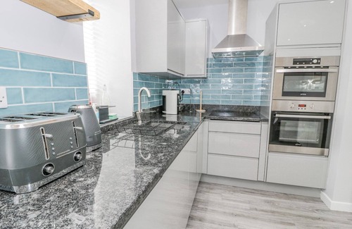 Llanbedr Casa | Y BWTHYN, pet friendly, character holiday cottage in Llanbedr
