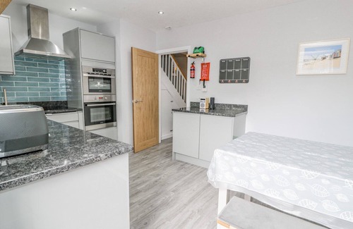Llanbedr Casa | Y BWTHYN, pet friendly, character holiday cottage in Llanbedr