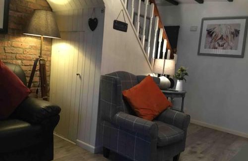 Spittal Apartamento | Y Bwythyn - Lovely cottage in village of Spittal