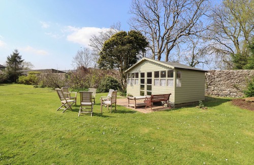 Bodffordd Cabaña | Y FRAN, family friendly, country holiday cottage in Llangefni