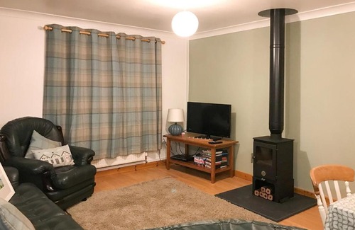 Bodorgan Casa | Y Fronydd cottage