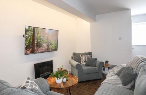 Newborough Apartamento | Y Goedwig